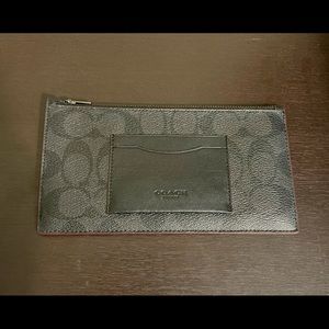 Signature Coach zip wallet